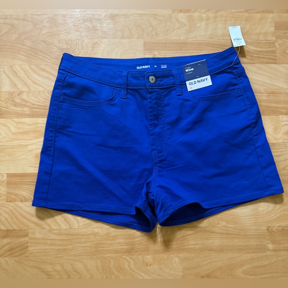 NWT Old Navy Wow High-Rise 3” inseam woman’s shorts Blue size 12